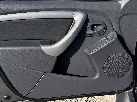 Renault Duster Expression, 2019 года, пробег 52768 км