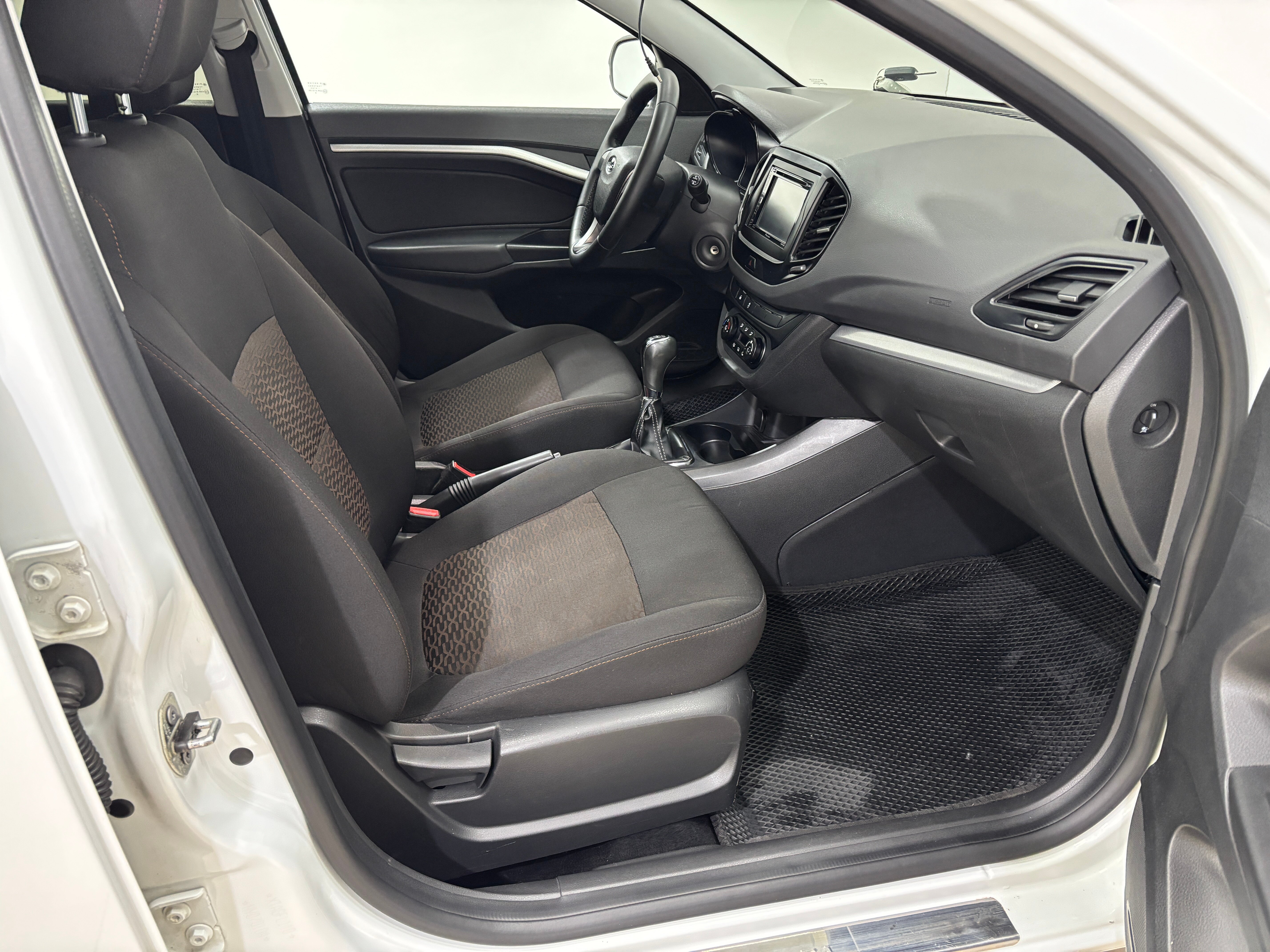 Lada (ВАЗ) Vesta Comfort, 2017 года, пробег 134464 км