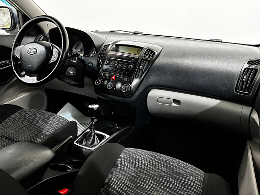 Kia Ceed Комфорт, 2009 года, пробег 270500 км