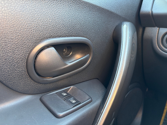 Renault Sandero Stepway Drive, 2019 года, пробег 112500 км