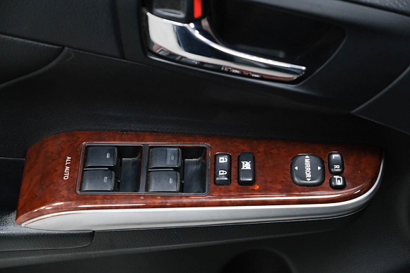 Toyota Camry, 2012 года, пробег 255000 км