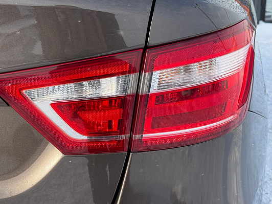 Lada (ВАЗ) Vesta 50 Anniversary, 2021 года, пробег 141127 км