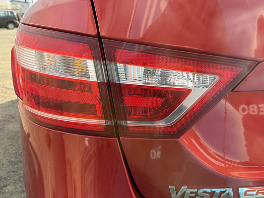 Lada (ВАЗ) Vesta Luxe, 2018 года, пробег 174624 км