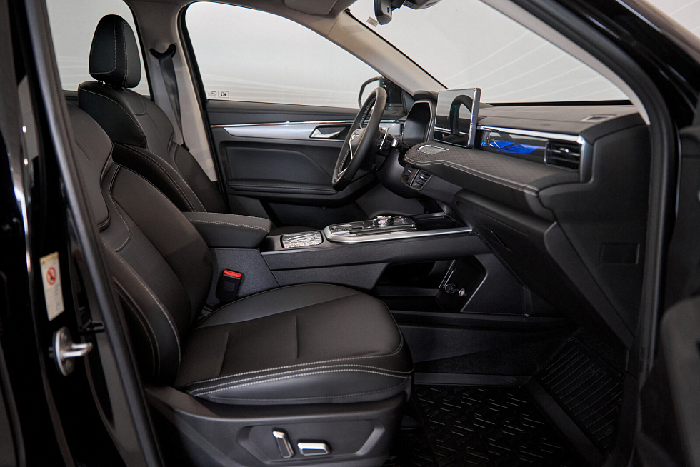 Haval Jolion Техно, черный