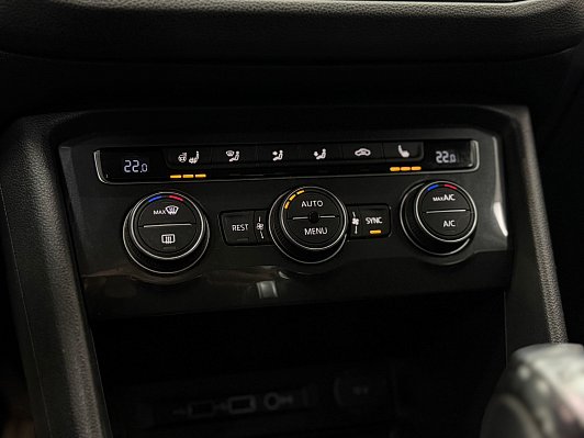 Volkswagen Tiguan CITY, 2018 года, пробег 110820 км