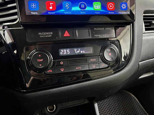 Mitsubishi Outlander Invite, 2014 года, пробег 131630 км