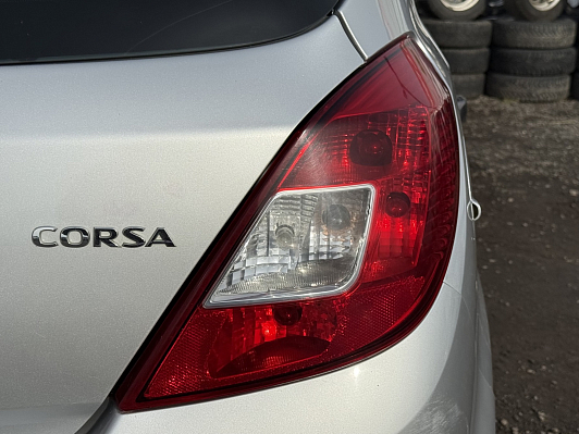 Opel Corsa Essentia, 2007 года, пробег 183000 км