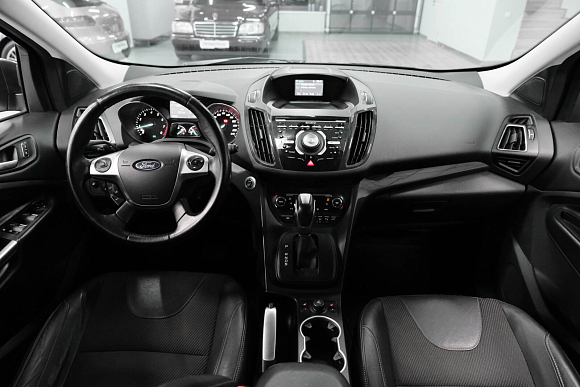 Ford Kuga Titanium, 2016 года, пробег 140792 км