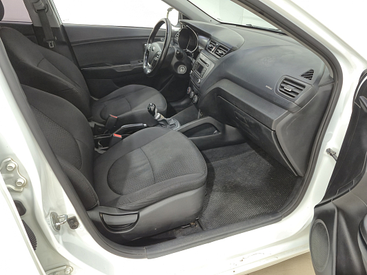 Kia Rio, 2015 года, пробег 111555 км