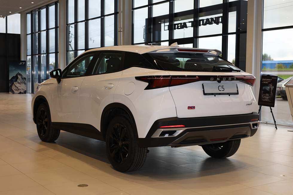 Omoda C5 Ultimate, белый