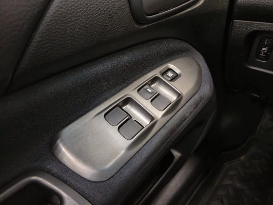 Mitsubishi Lancer, 2006 года, пробег 232456 км