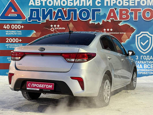 Kia Rio Luxe, 2019 года, пробег 252180 км