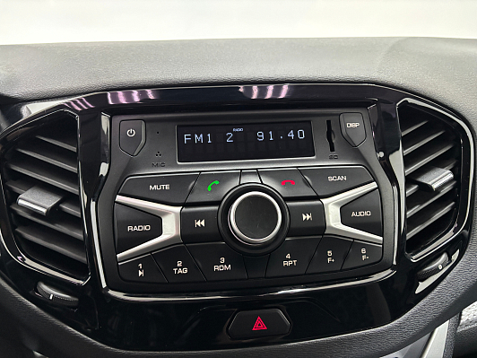 Lada (ВАЗ) Vesta Luxe Multimedia (2017-2019), 2021 года, пробег 89775 км