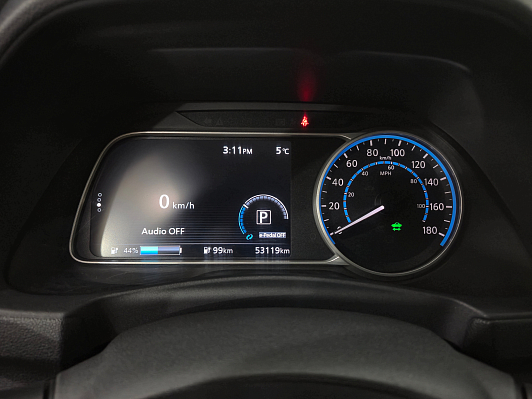 Nissan Leaf, 2019 года, пробег 53097 км