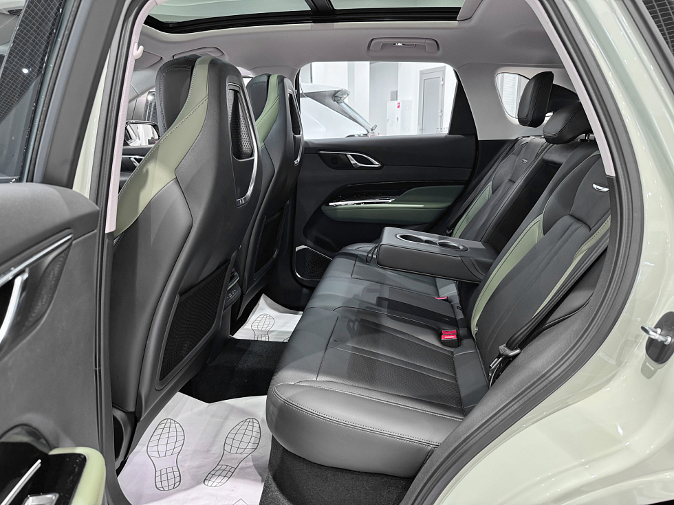 Hongqi HS3 Comfort, зеленый