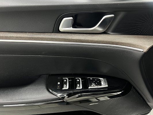 Kia K5 Luxe, 2020 года, пробег 97339 км