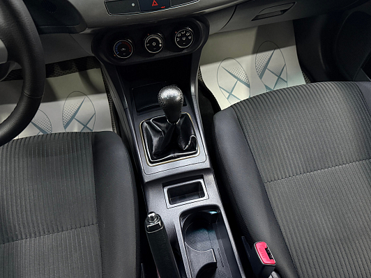 Mitsubishi Lancer Invite+, 2013 года, пробег 172113 км