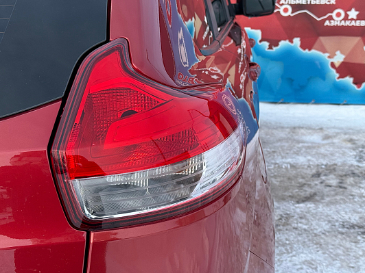 Lada (ВАЗ) XRAY Comfort, 2017 года, пробег 126000 км