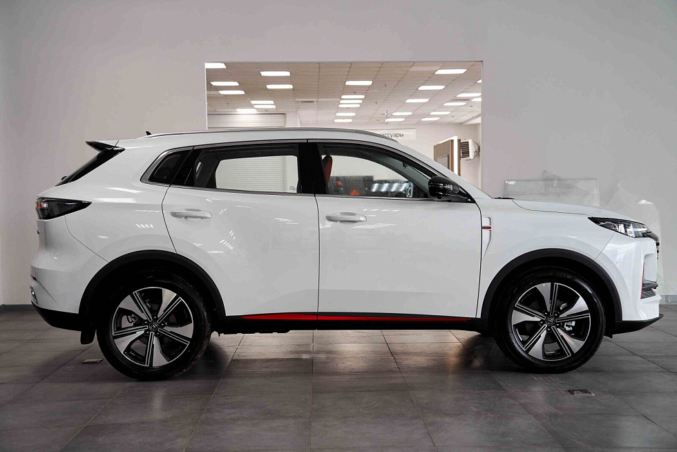 Changan UNI-S (CS55 Plus) Luxe, белый