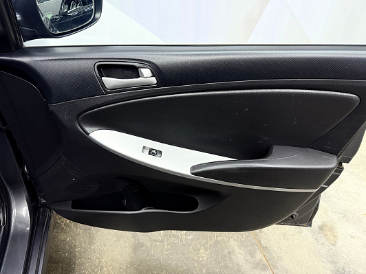 Hyundai Solaris Active, 2014 года, пробег 215176 км