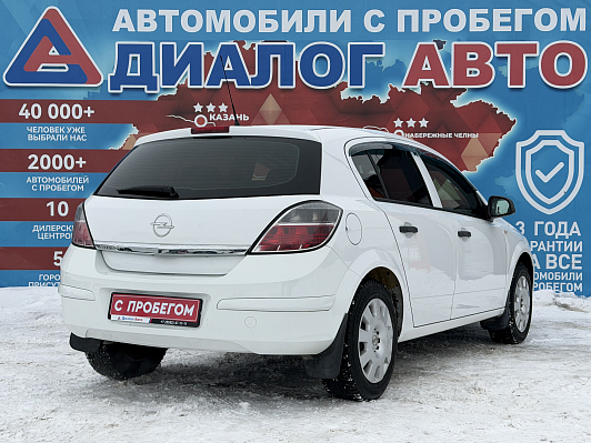 Opel Astra, 2012 года, пробег 234642 км