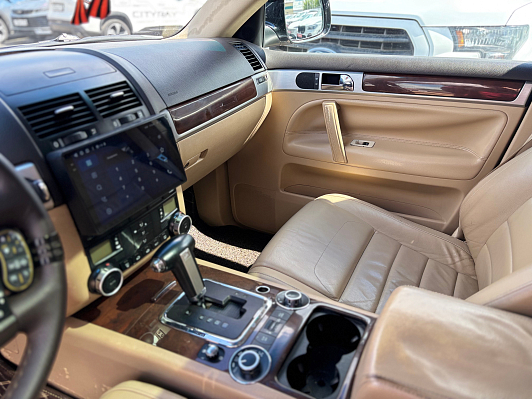 Volkswagen Touareg, 2007 года, пробег 204067 км