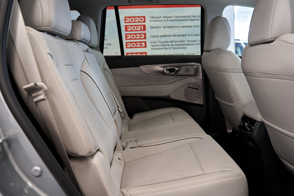 GAC GS8 GL, серебряный