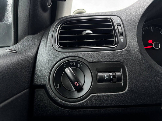 Volkswagen Polo Comfortline, 2016 года, пробег 232139 км