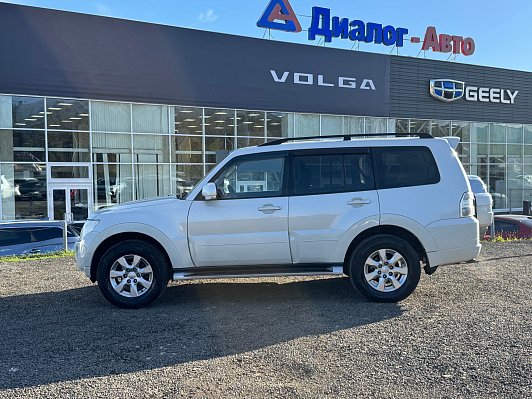 Mitsubishi Pajero Instyle, 2014 года, пробег 282420 км