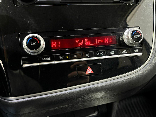 Mitsubishi Outlander Inform, 2020 года, пробег 90700 км