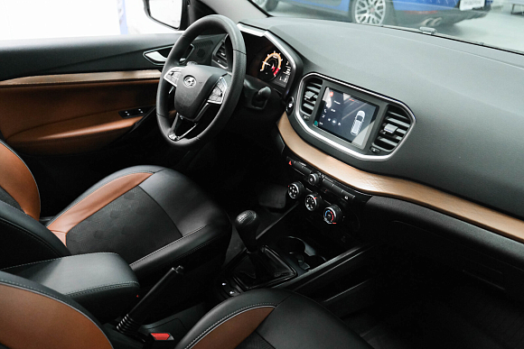 Lada (ВАЗ) Vesta, 2024 года, пробег 23370 км