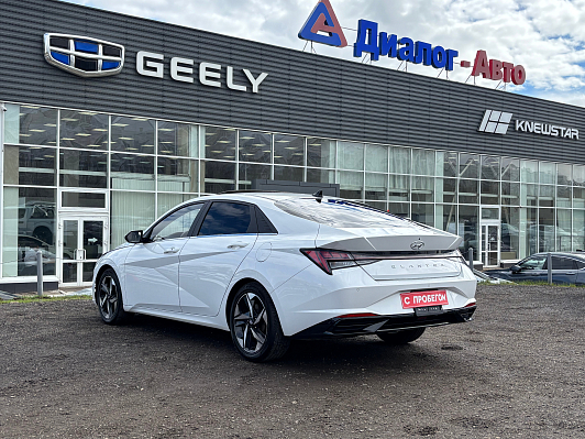 Hyundai Elantra Premium Edition, 2021 года, пробег 18993 км