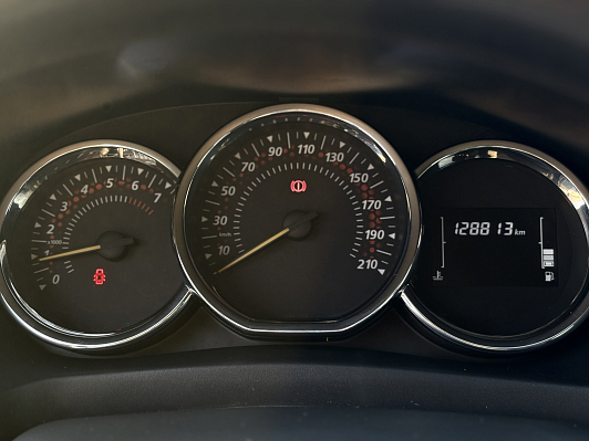 Renault Sandero Stepway Life, 2019 года, пробег 128784 км