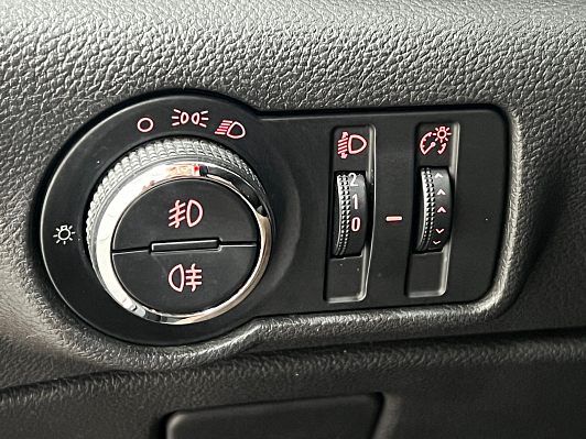 Opel Astra Cosmo, 2012 года, пробег 138000 км