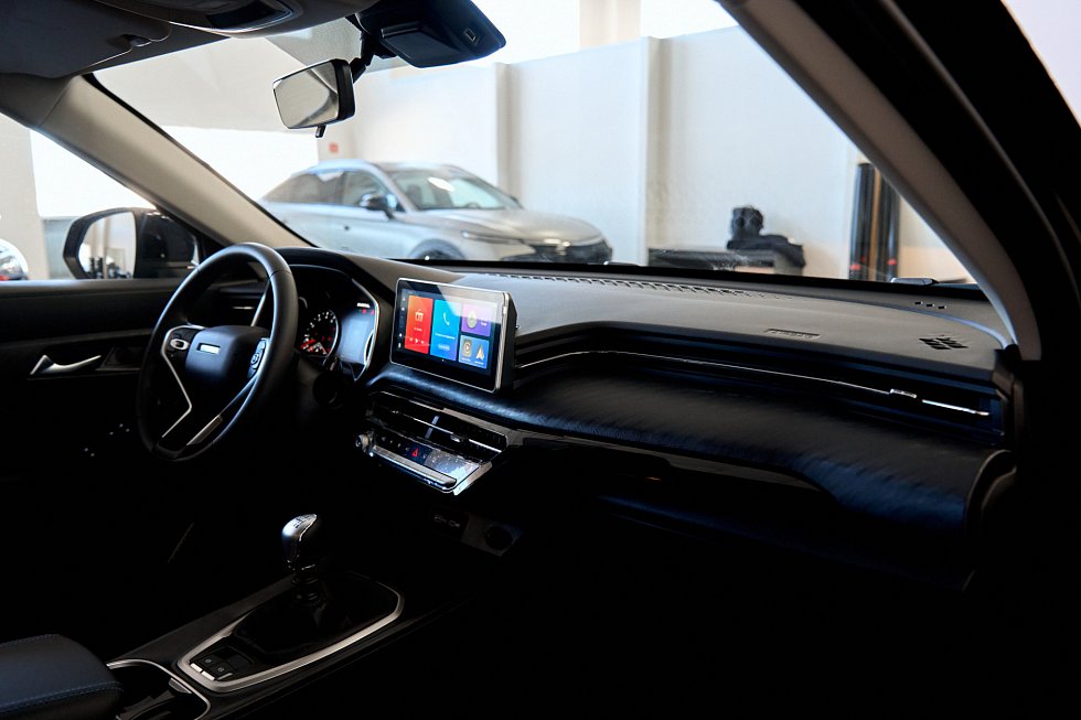 Haval Jolion Техно+, черный