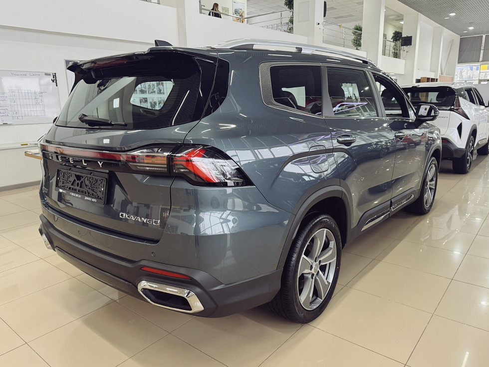 Geely Okavango Luxury, серый