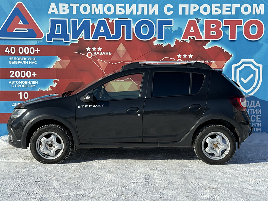 Renault Sandero Stepway Drive, 2019 года, пробег 120100 км