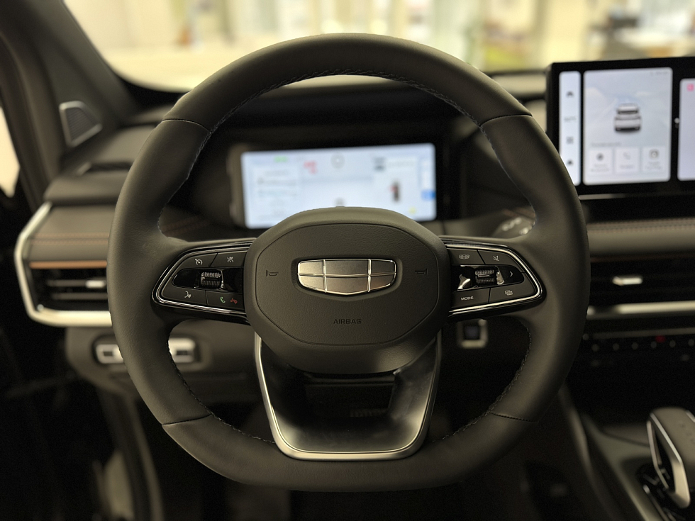 Geely Okavango Flagship, черный