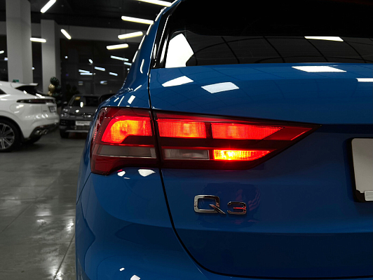 Audi Q3, 2019 года, пробег 115725 км