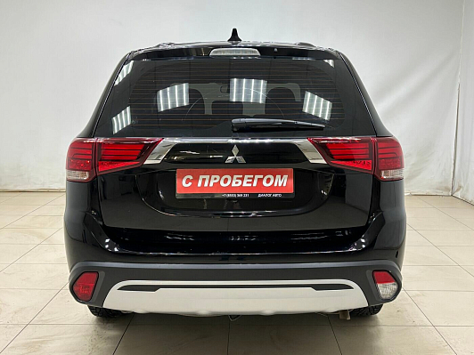 Mitsubishi Outlander Inform, 2020 года, пробег 90700 км