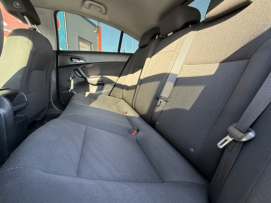 Opel Insignia Essentia, 2013 года, пробег 236001 км