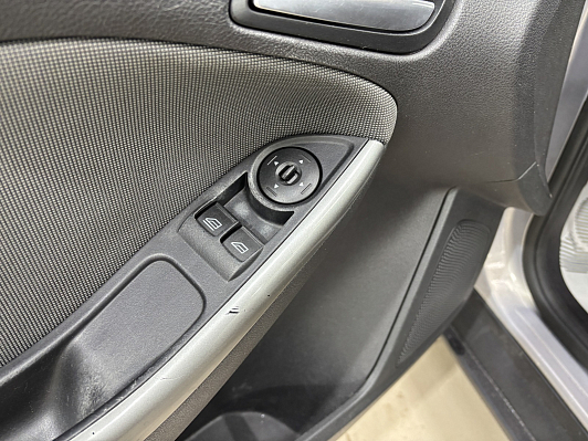 Ford Focus, 2011 года, пробег 252136 км