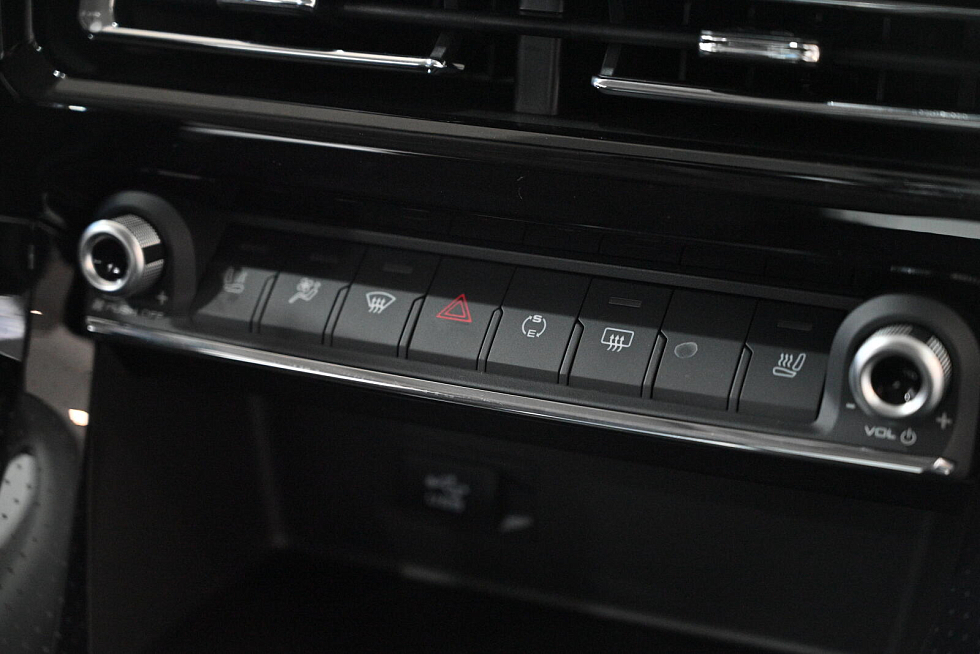 Haval M6 Оптимум, серый