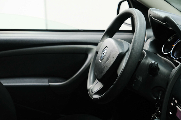 Renault Duster Privilege, 2015 года, пробег 140207 км