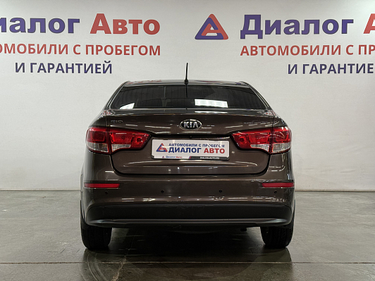 Kia Rio, 2016 года, пробег 120000 км