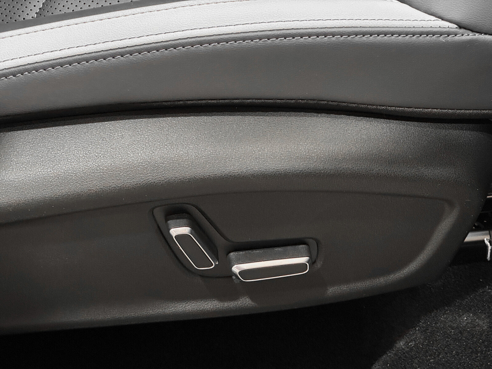 Geely Atlas Спорт, зеленый