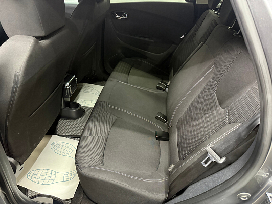 Renault Kaptur Drive, 2017 года, пробег 123950 км