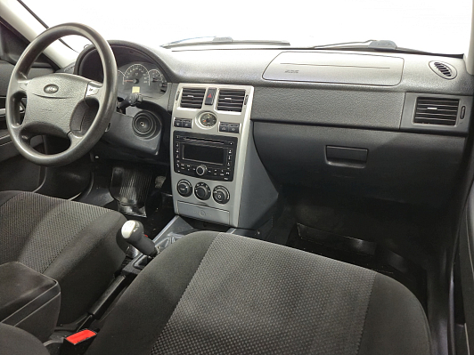 Lada (ВАЗ) Priora Люкс, 2012 года, пробег 177287 км