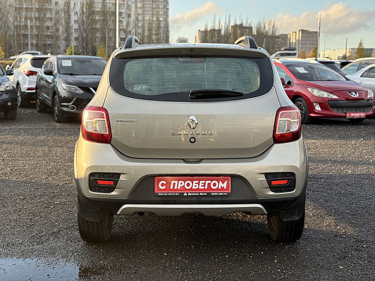 Renault Sandero Stepway Life, 2019 года, пробег 128784 км