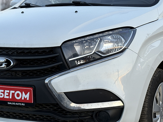 Lada (ВАЗ) XRAY Optima Air conditioner (2018), 2017 года, пробег 98307 км